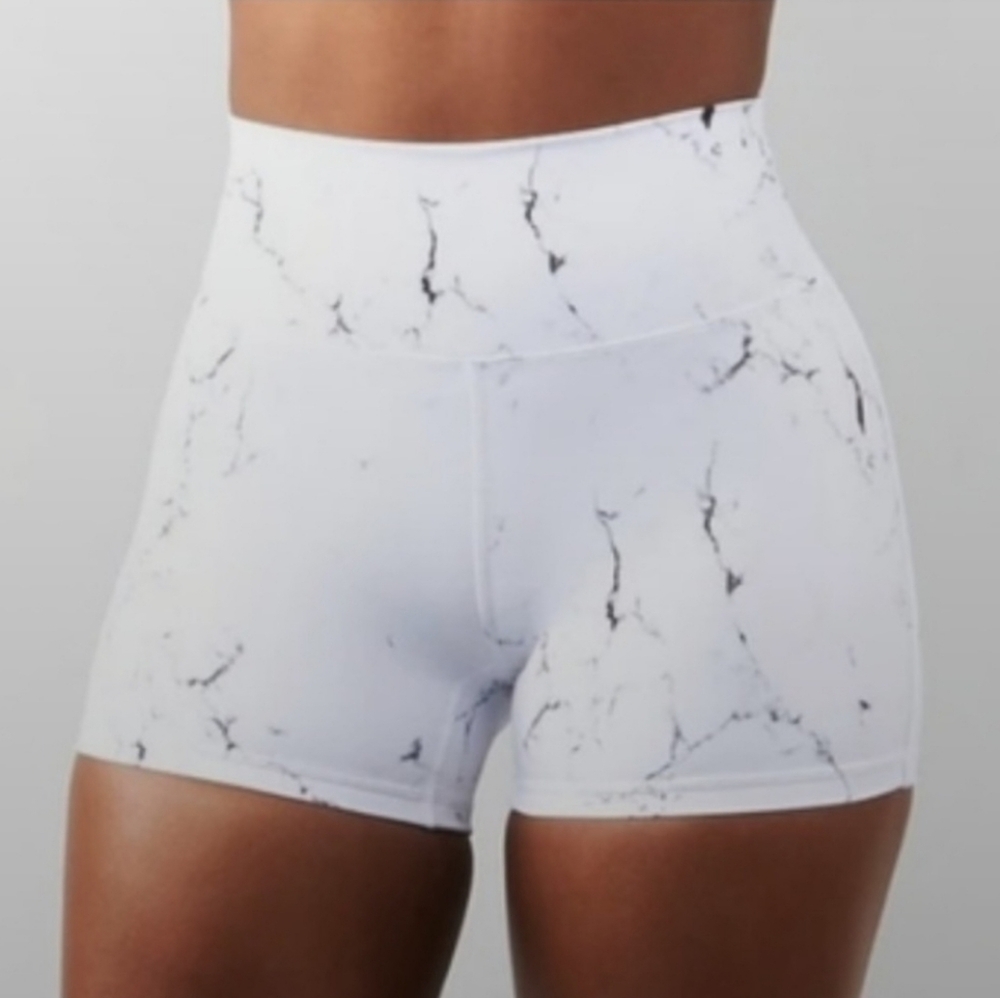 Limitless Shorts - 4"